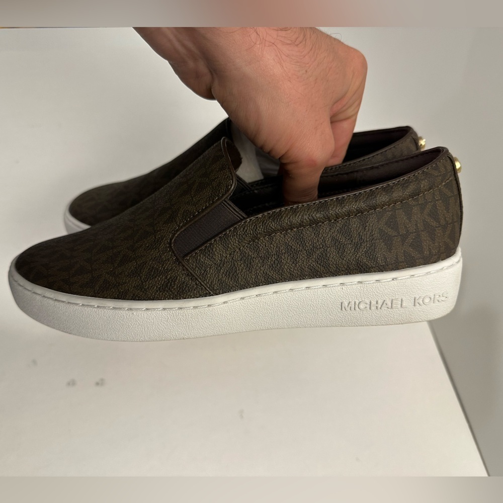 Michael Michael Kors Women’s TEDDI slip on Shoes - Picture 6 of 9